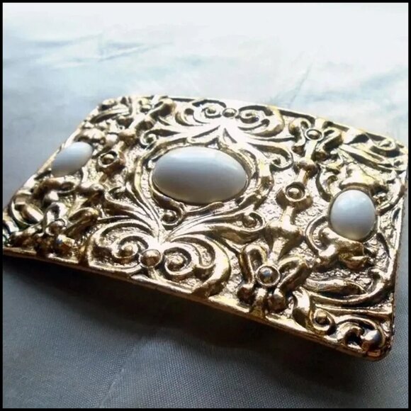 Big Belt Buckle is HUGE - Vintage Sash Buckle Renaissance Ren Faire Fashion - Picture 5 of 12